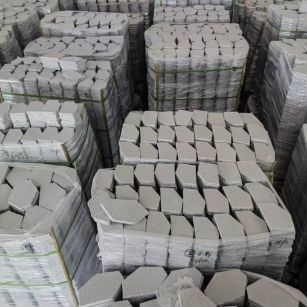 黄冈芝麻白石材冰裂纹，碎拼。