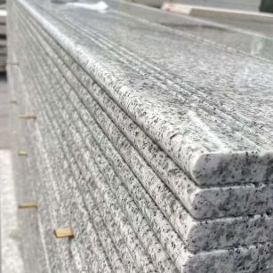 黄冈芝麻白楼梯踏步 花岗岩楼梯板材