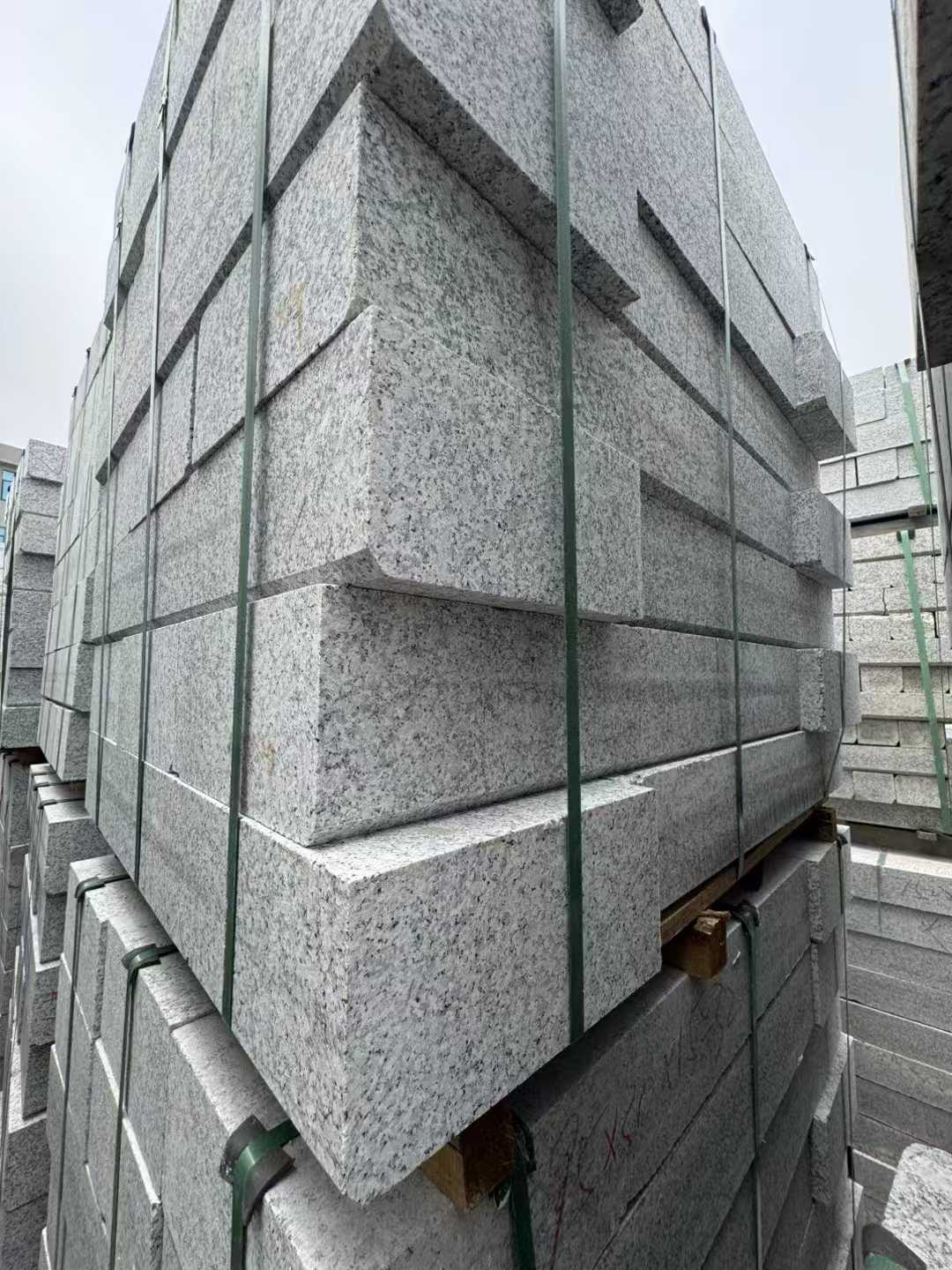 黄冈芝麻白路牙石 马路牙子
