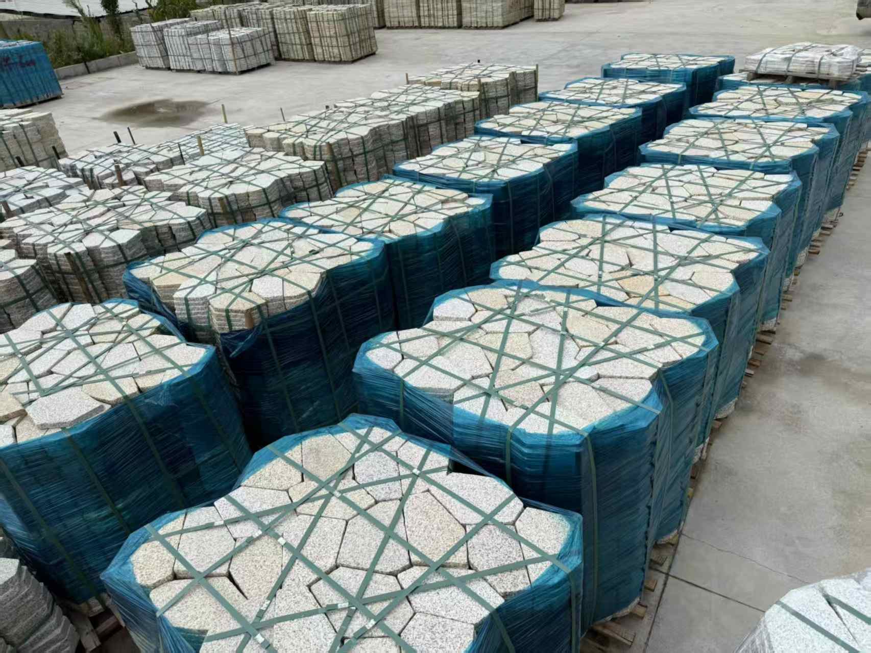 黄冈黄金麻冰裂纹 碎拼